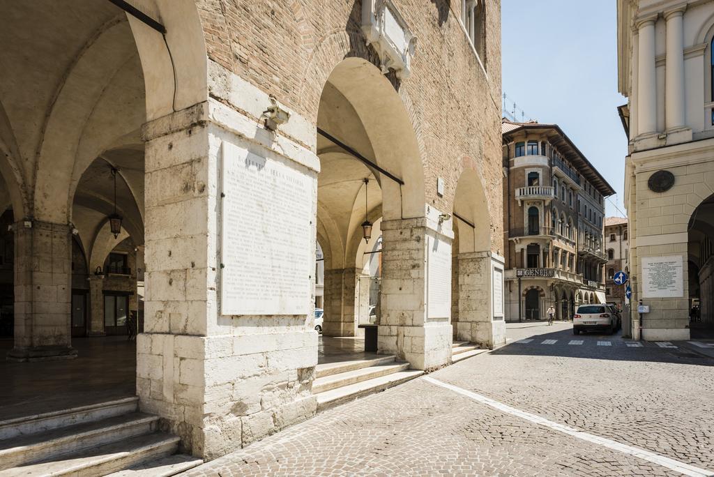 Myplace Piazza Dei Signori Apartments Treviso Ngoại thất bức ảnh