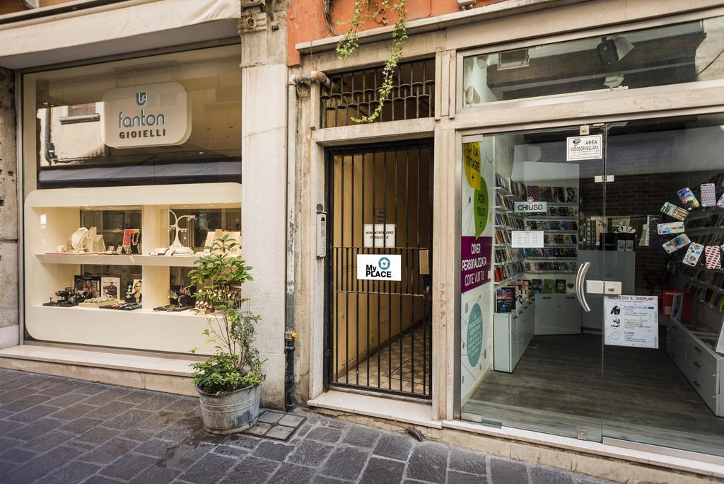 Myplace Piazza Dei Signori Apartments Treviso Ngoại thất bức ảnh