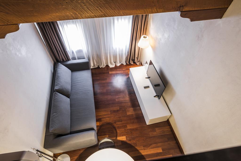 Myplace Piazza Dei Signori Apartments Treviso Ngoại thất bức ảnh