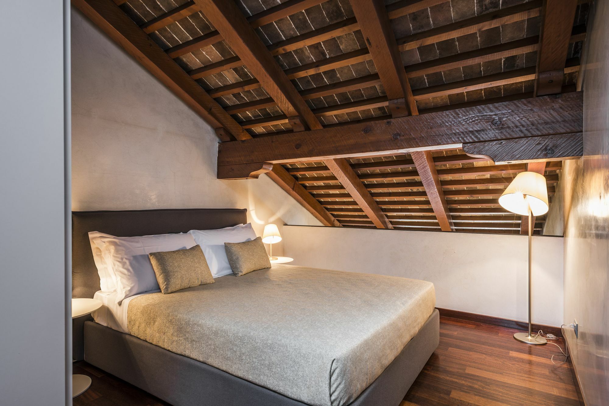 Myplace Piazza Dei Signori Apartments Treviso Ngoại thất bức ảnh